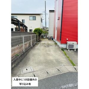 20/28 駐車場