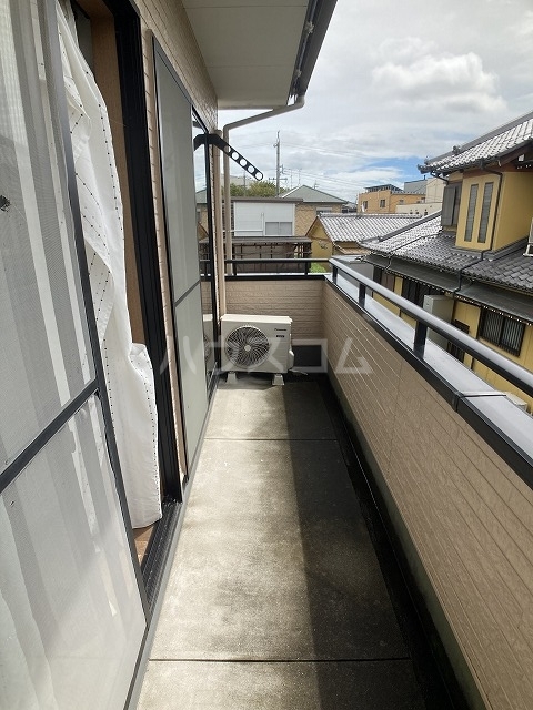 20/30 バルコニー