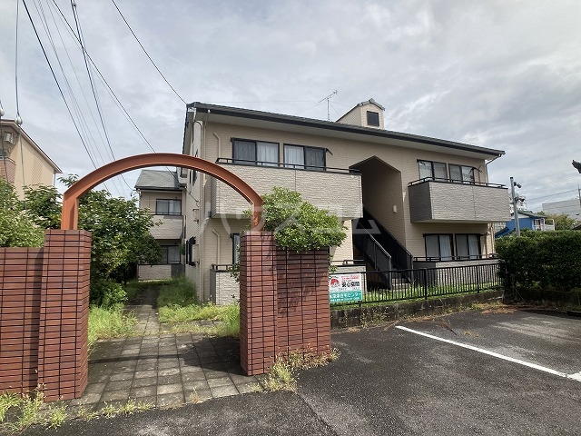 21/30 エントランス