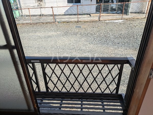 19/26 バルコニー