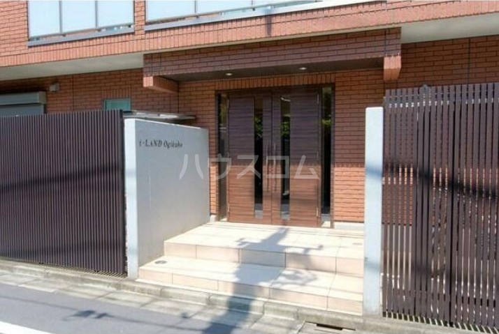 19/29 エントランス