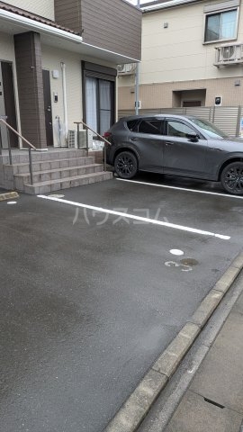 25/30 駐車場