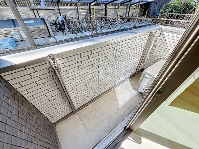 13/25 バルコニー