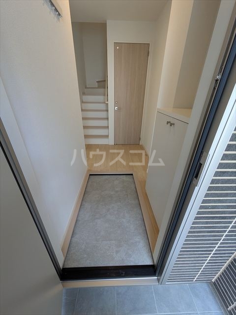 17/30 玄関