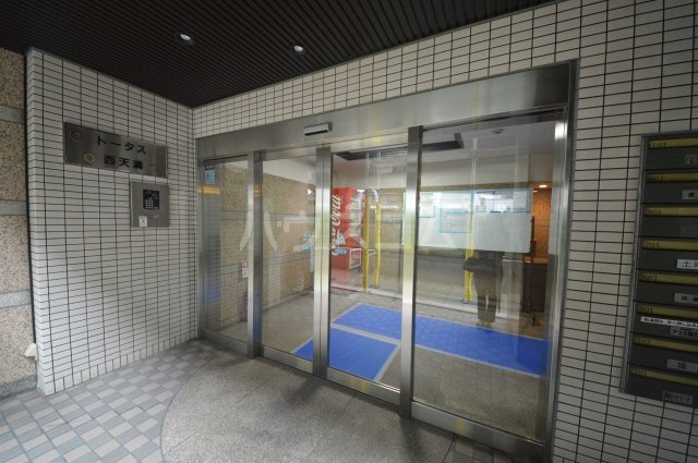 2/11 エントランス