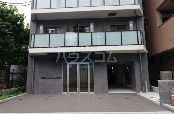 16/22 エントランス