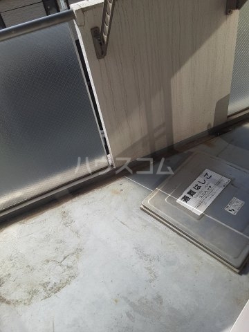 14/28 バルコニー