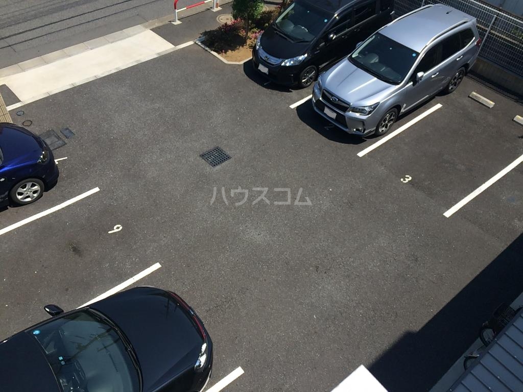 3/6 駐車場