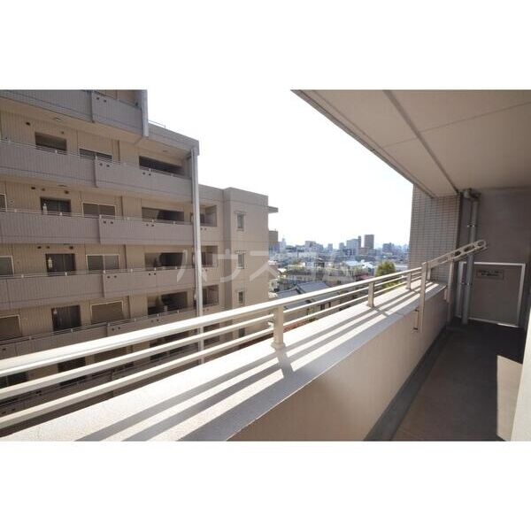 13/25 バルコニー