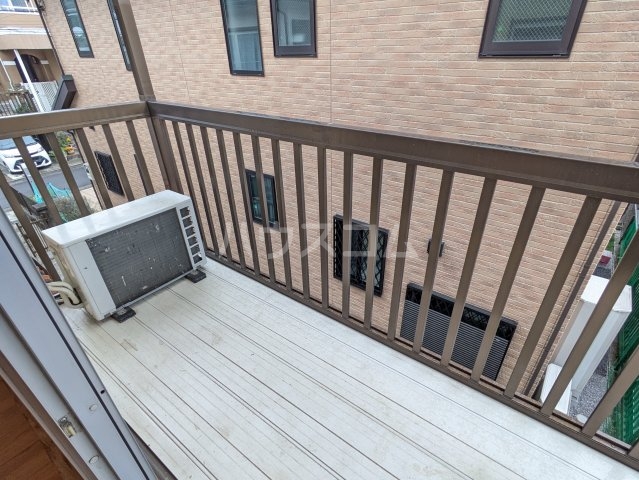 18/24 バルコニー