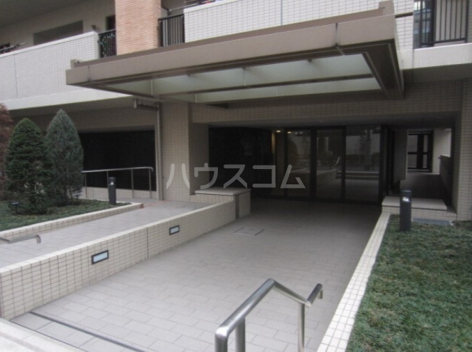 2/11 エントランス