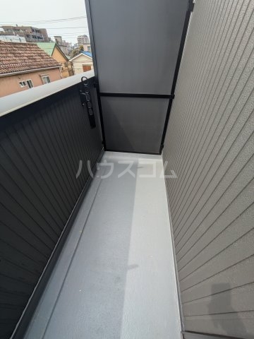 25/30 バルコニー