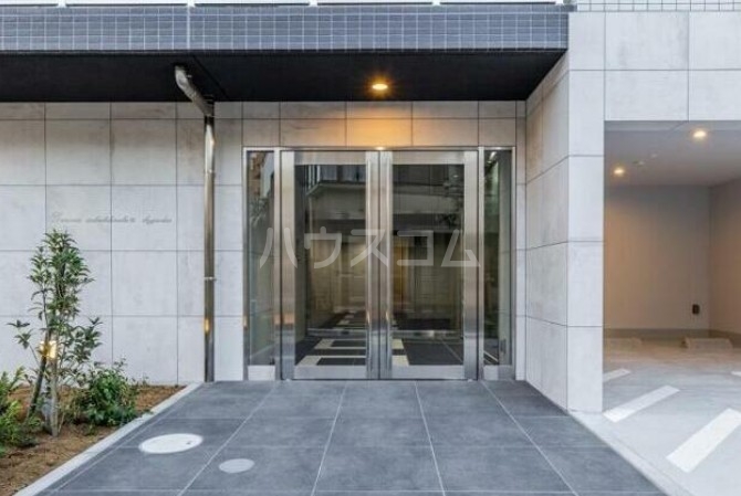 17/24 エントランス