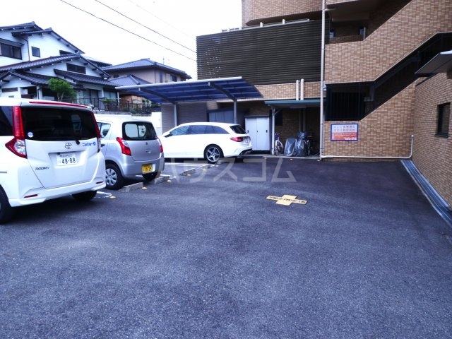3/10 駐車場