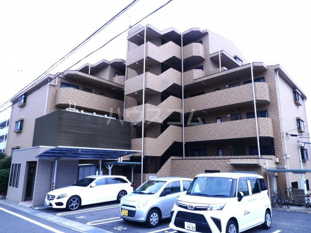 2/10 外観