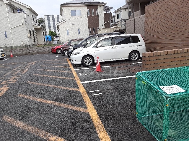 16/24 駐車場