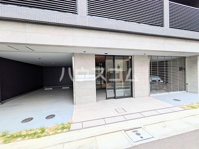 14/21 エントランス