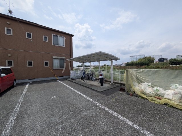 23/24 駐車場