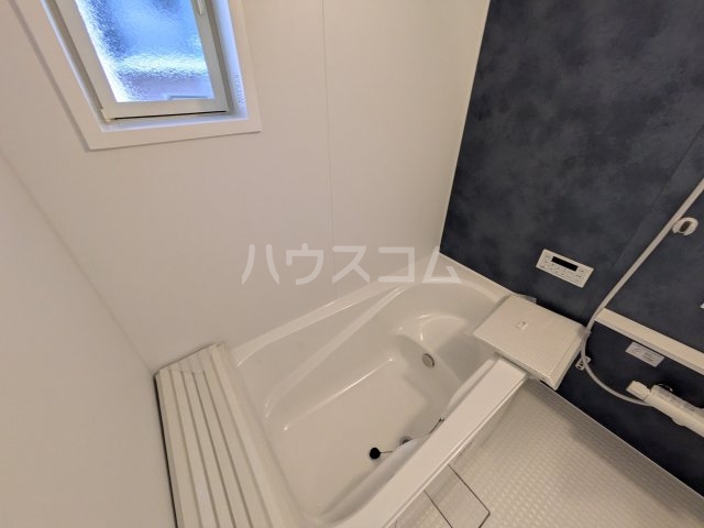 14/30 浴室
