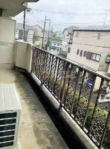 15/22 バルコニー