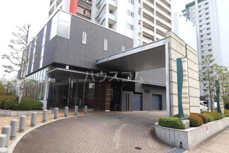 17/18 エントランス