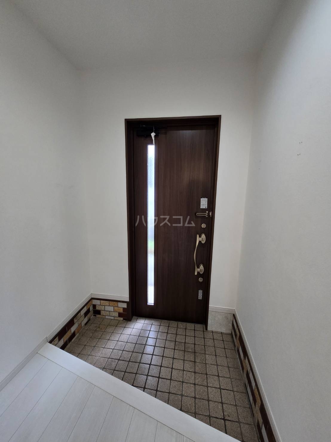 14/30 玄関