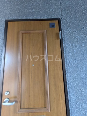20/30 エントランス