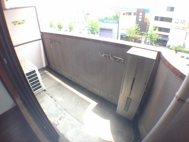 15/26 バルコニー