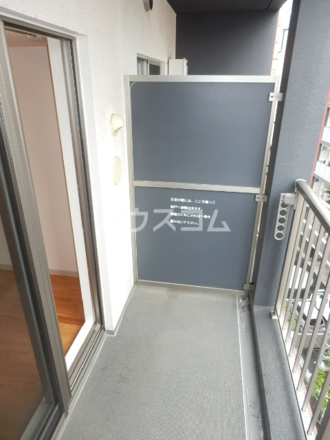 15/27 バルコニー