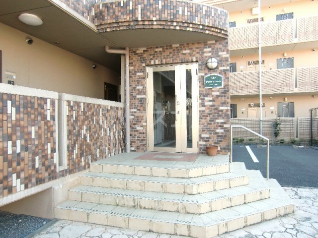 17/21 エントランス