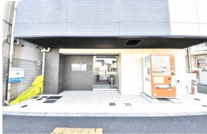 20/24 エントランス