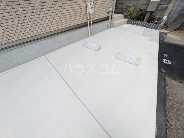 28/30 駐車場