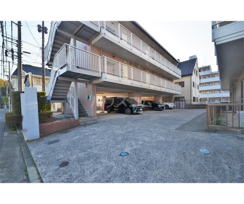 11/13 駐車場