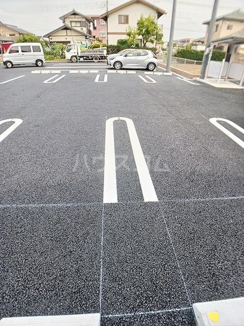 16/28 駐車場