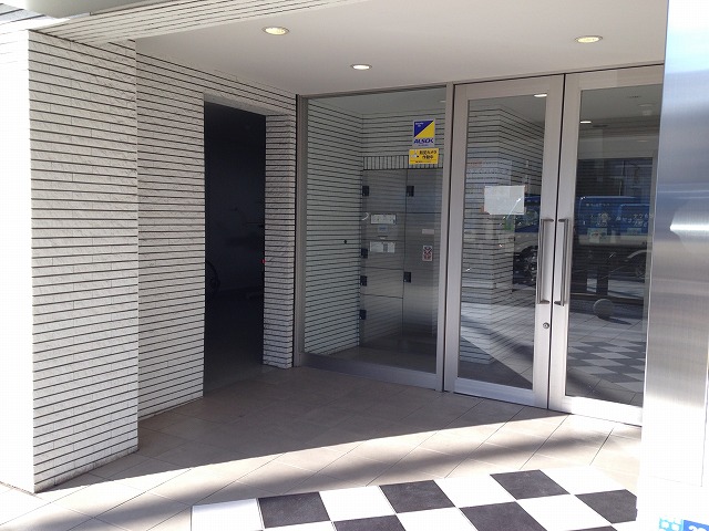 22/24 エントランス