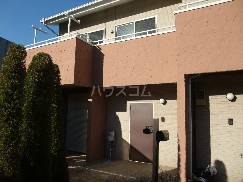 17/27 エントランス