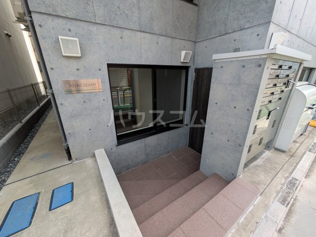 2/3 エントランス