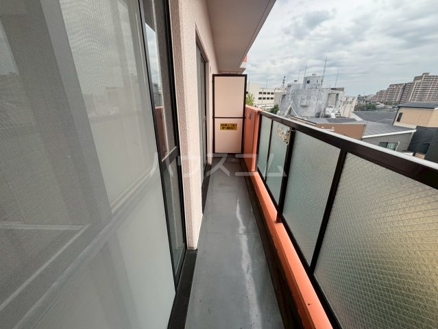 20/30 バルコニー