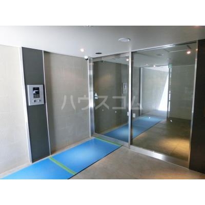 18/27 エントランス