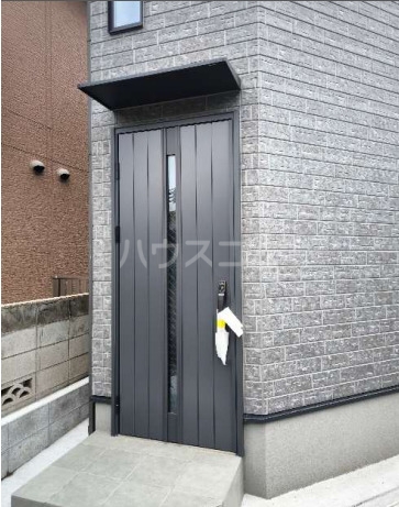 22/30 エントランス