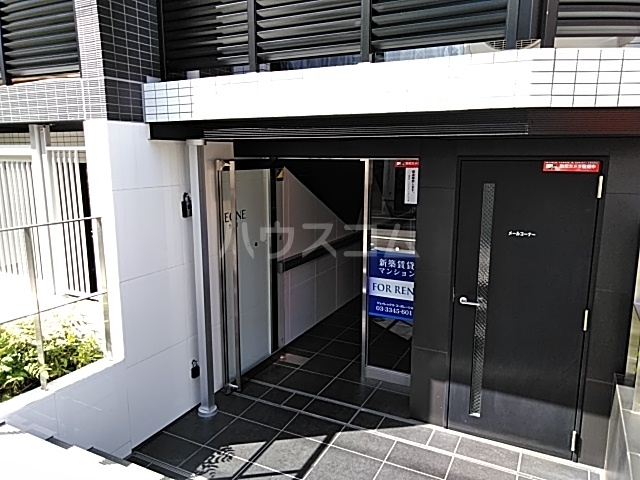 20/24 エントランス