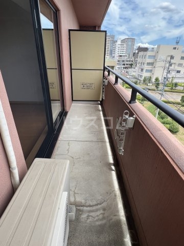 16/27 バルコニー