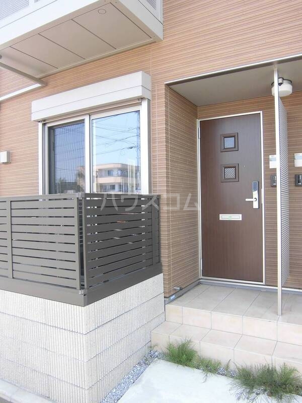 20/30 エントランス