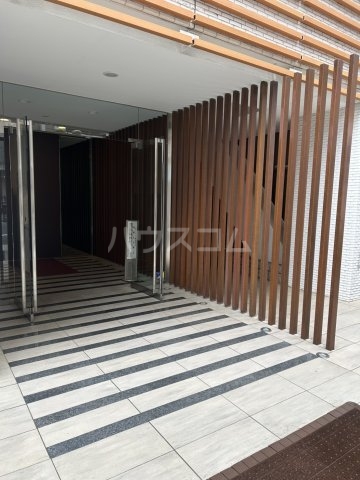 29/30 エントランス