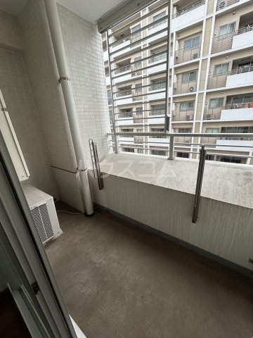 19/30 バルコニー