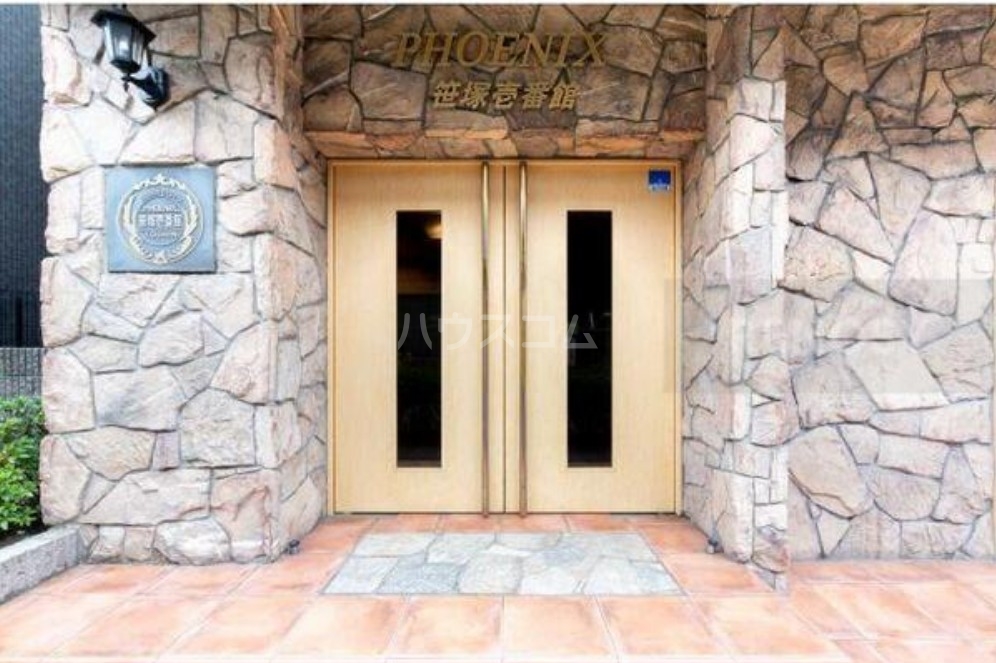 5/8 エントランス