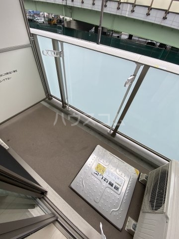 16/27 バルコニー