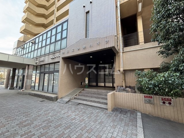 19/28 エントランス