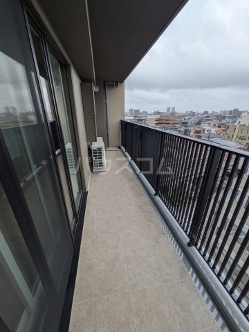 21/28 バルコニー