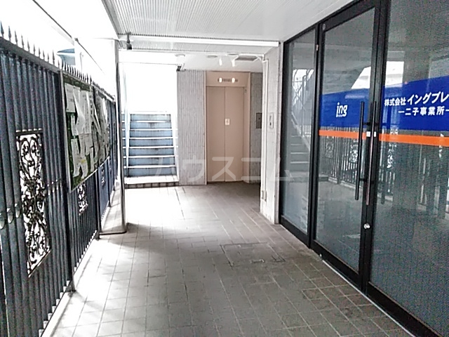 3/4 エントランス